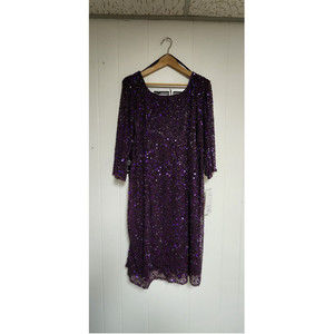 NWT Pisarro Nights sequined dress